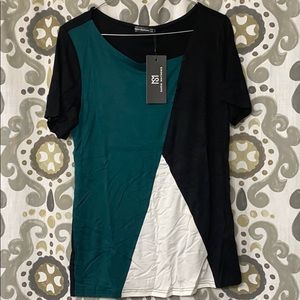 NWT: Womens Short Sleeve Shirt/Blouse